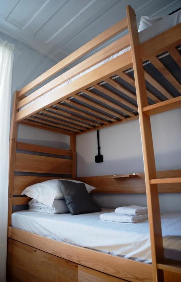 Inn Door 21 - Hostel & Suite Braganca Exterior photo