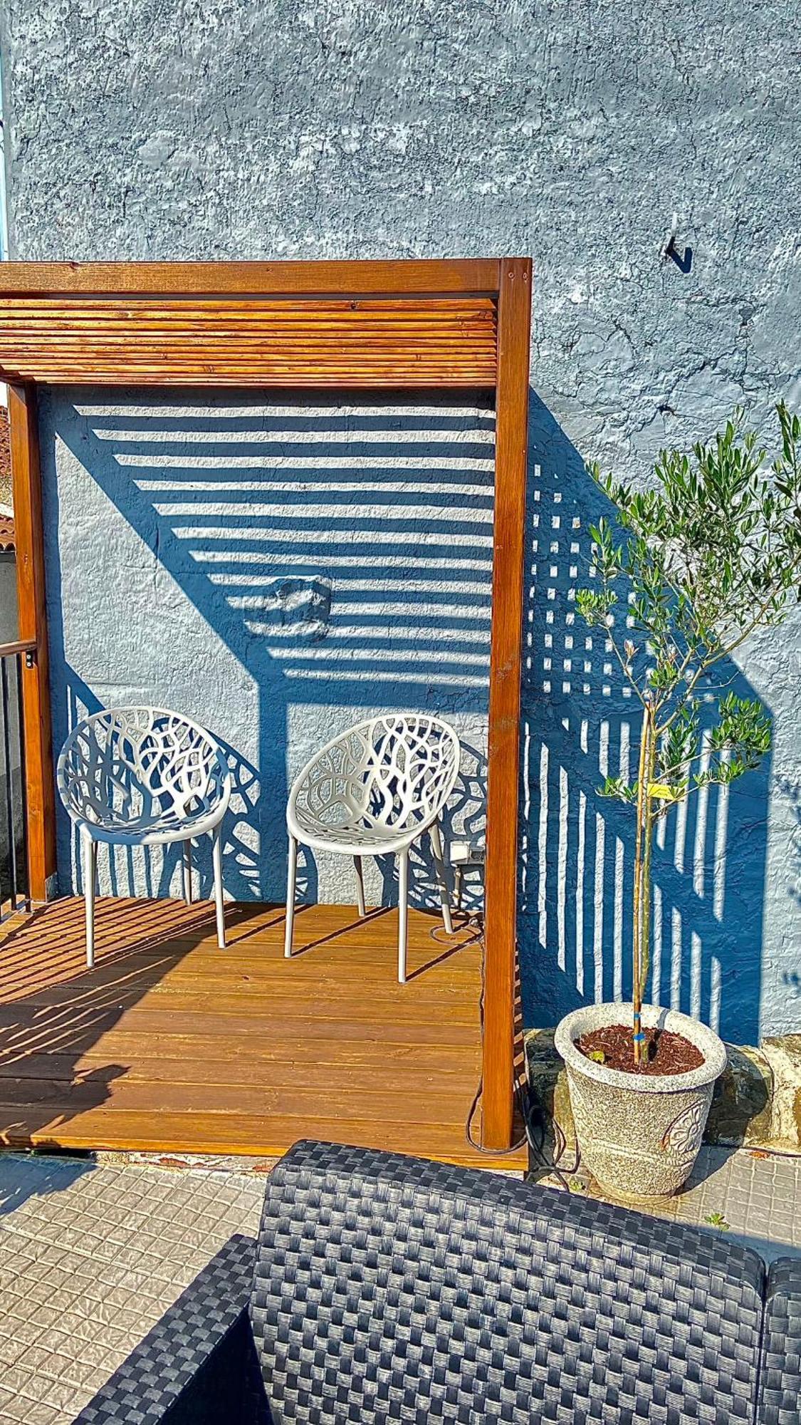 Inn Door 21 - Hostel & Suite Braganca Exterior photo
